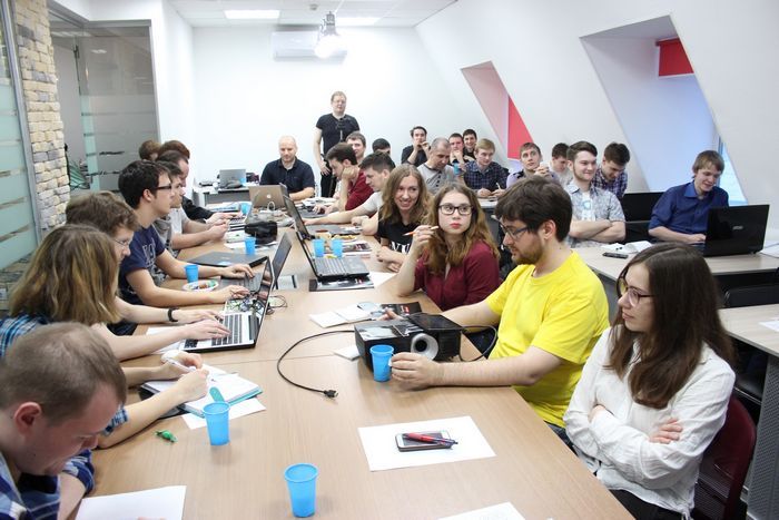 Sbi group запускает в томске первую лабораторию образования it-команд teamlab